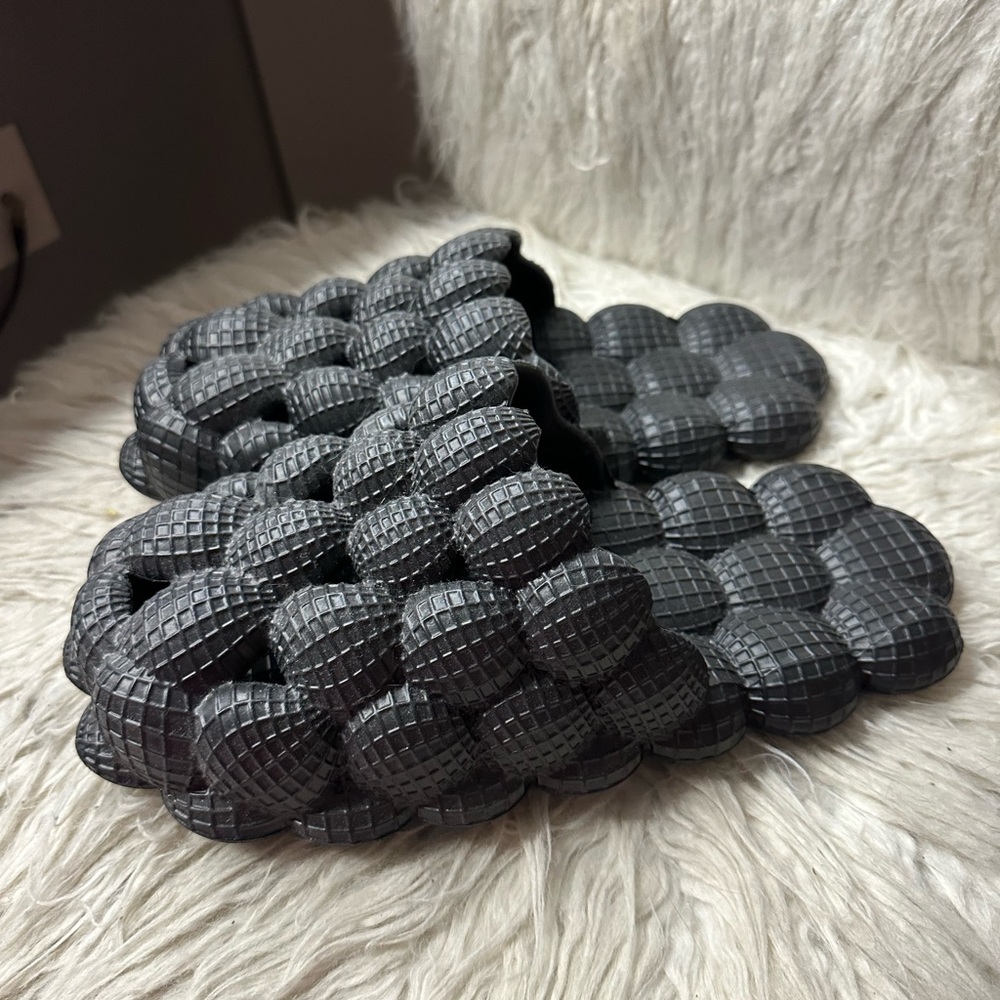 Cloud Bubble Slide Sandals